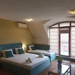Fotiadis - Old Town Cosy Retreat! Apartament