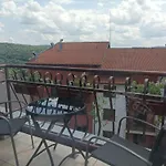 Fotiadis - Old Town Cosy Retreat! Apartament Veliko Tărnovo
