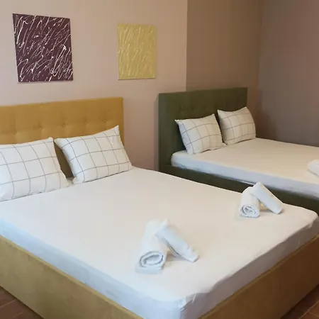 Cosy And Spectacular Fotiadis
