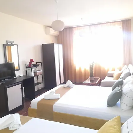 Fotiadis - Cosy And Spectacular