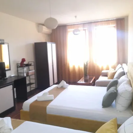 Fotiadis - Cosy And Spectacular