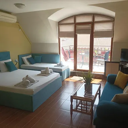 Fotiadis - Cosy And Spectacular