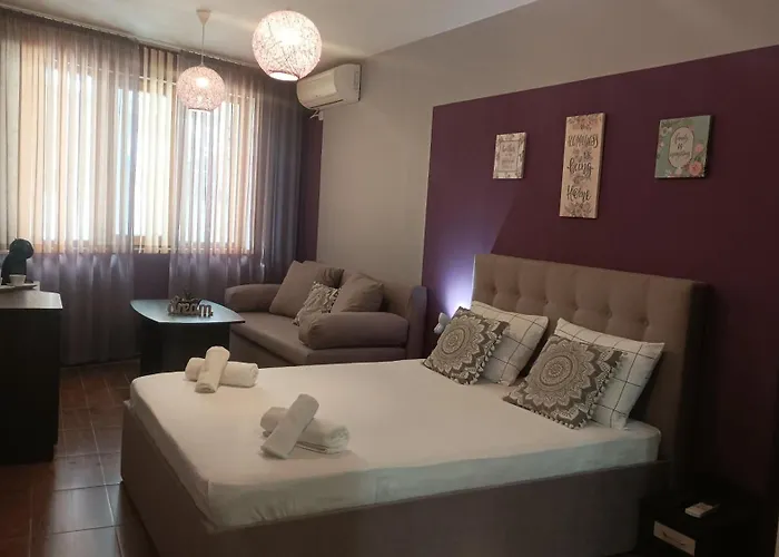 Fotiadis - Cosy And Spectacular Veliko Tarnovo