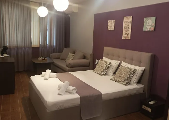 Fotiadis - Cosy And Spectacular