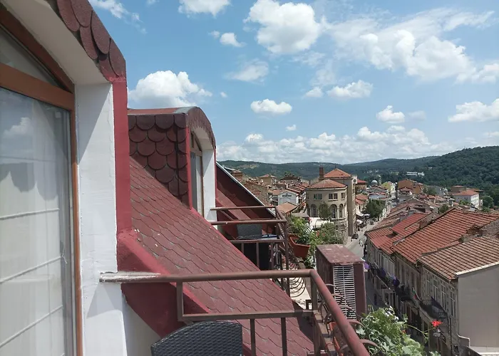 Fotiadis - Cosy And Spectacular * Veliko Tarnovo