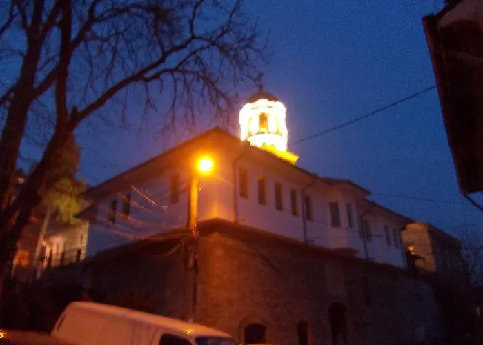 Fotiadis - Cosy And Spectacular * Veliko Tarnovo